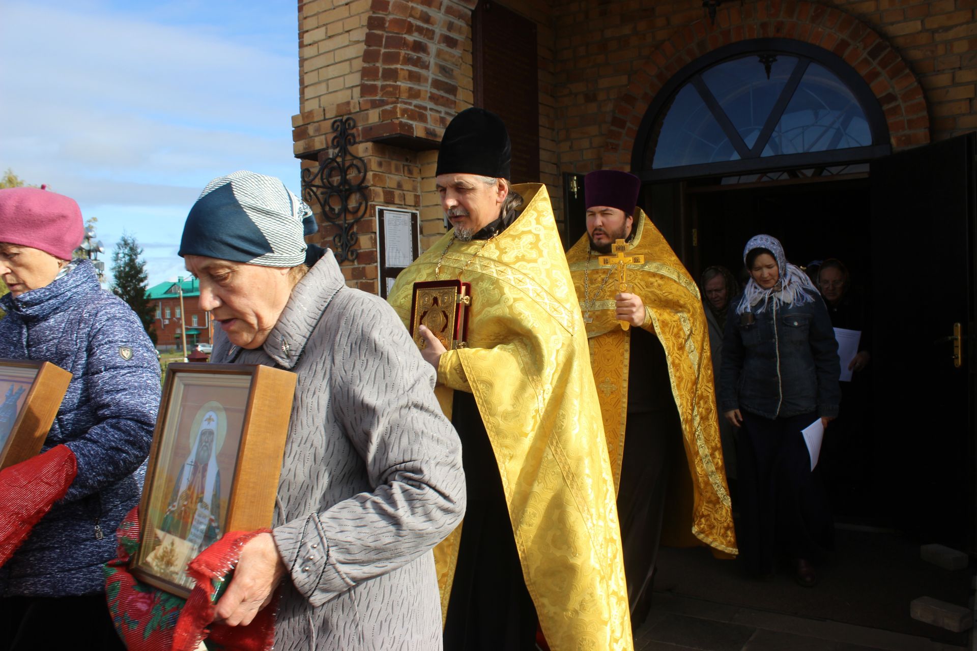Верующие прошли крестным ходом по улицам Алексеевского
