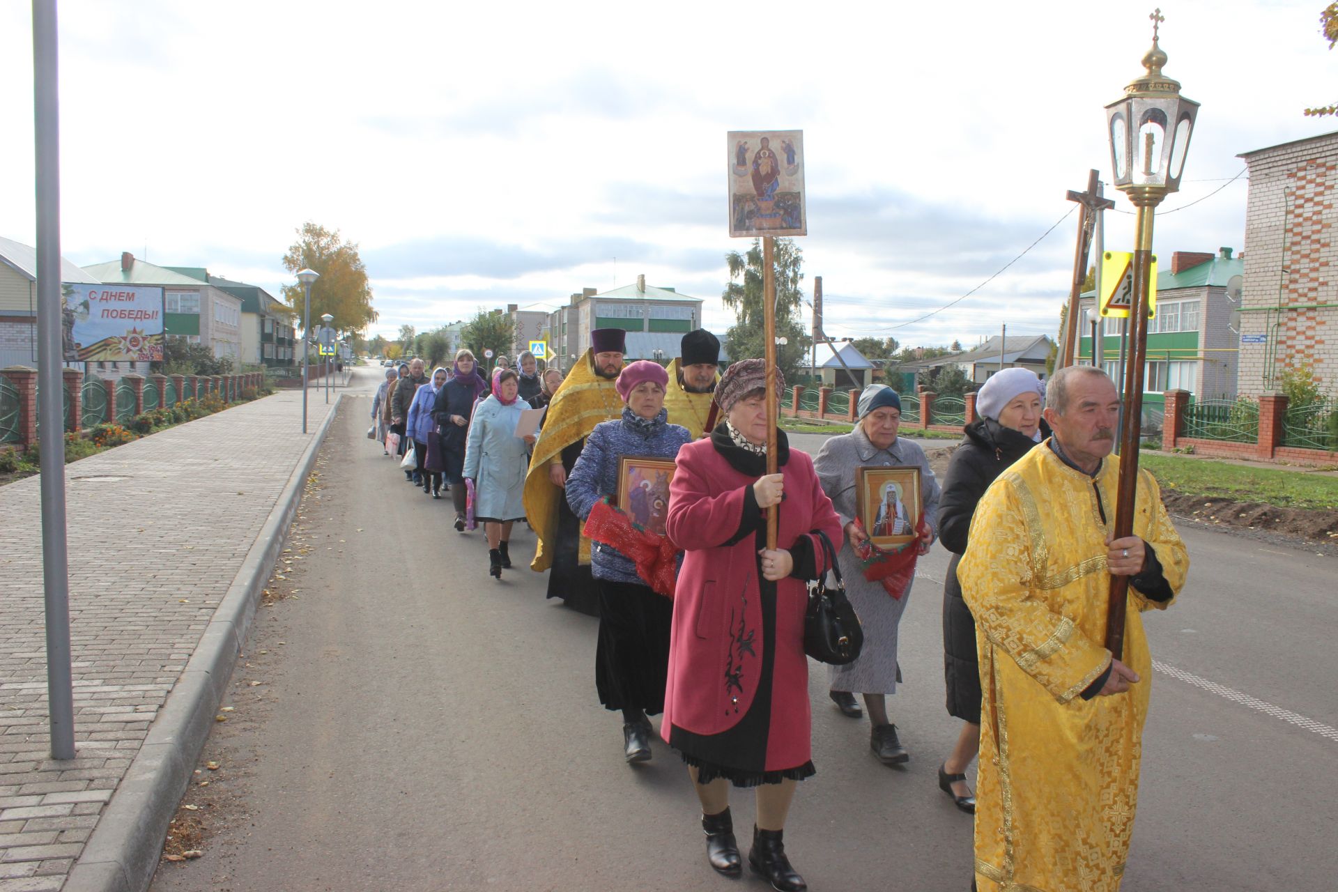 Верующие прошли крестным ходом по улицам Алексеевского