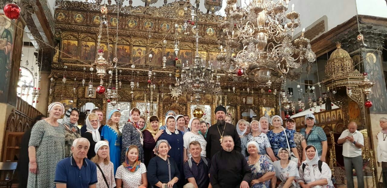 Фоторепортаж: Алексеевцы отправились в паломничество на Святую землю