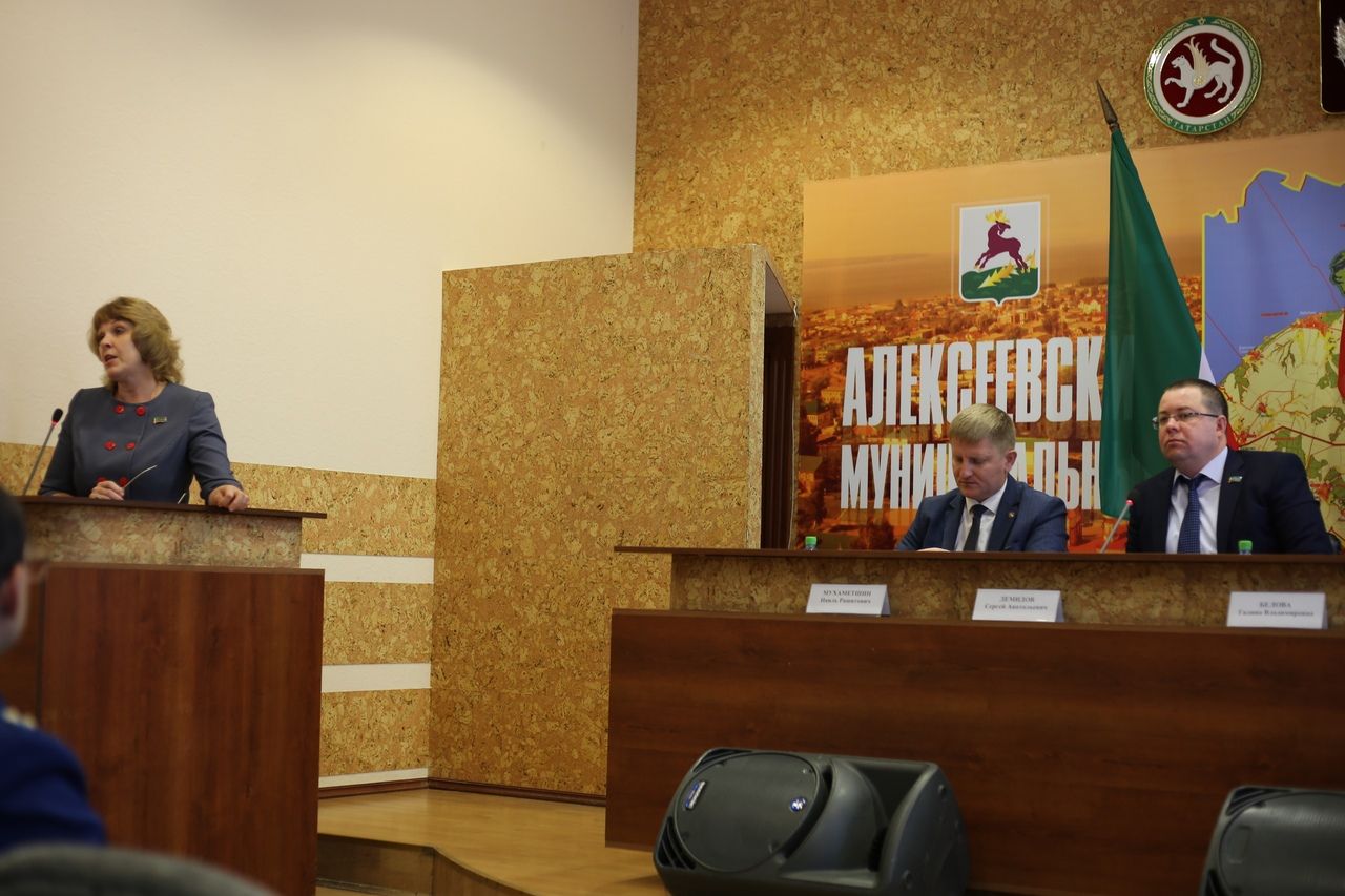В Алексеевском районе прошли двадцать девятое заседание Совета Алексеевского городского поселения и двадцать восьмое заседание Совета Алексеевского муниципального района третьего созыва
