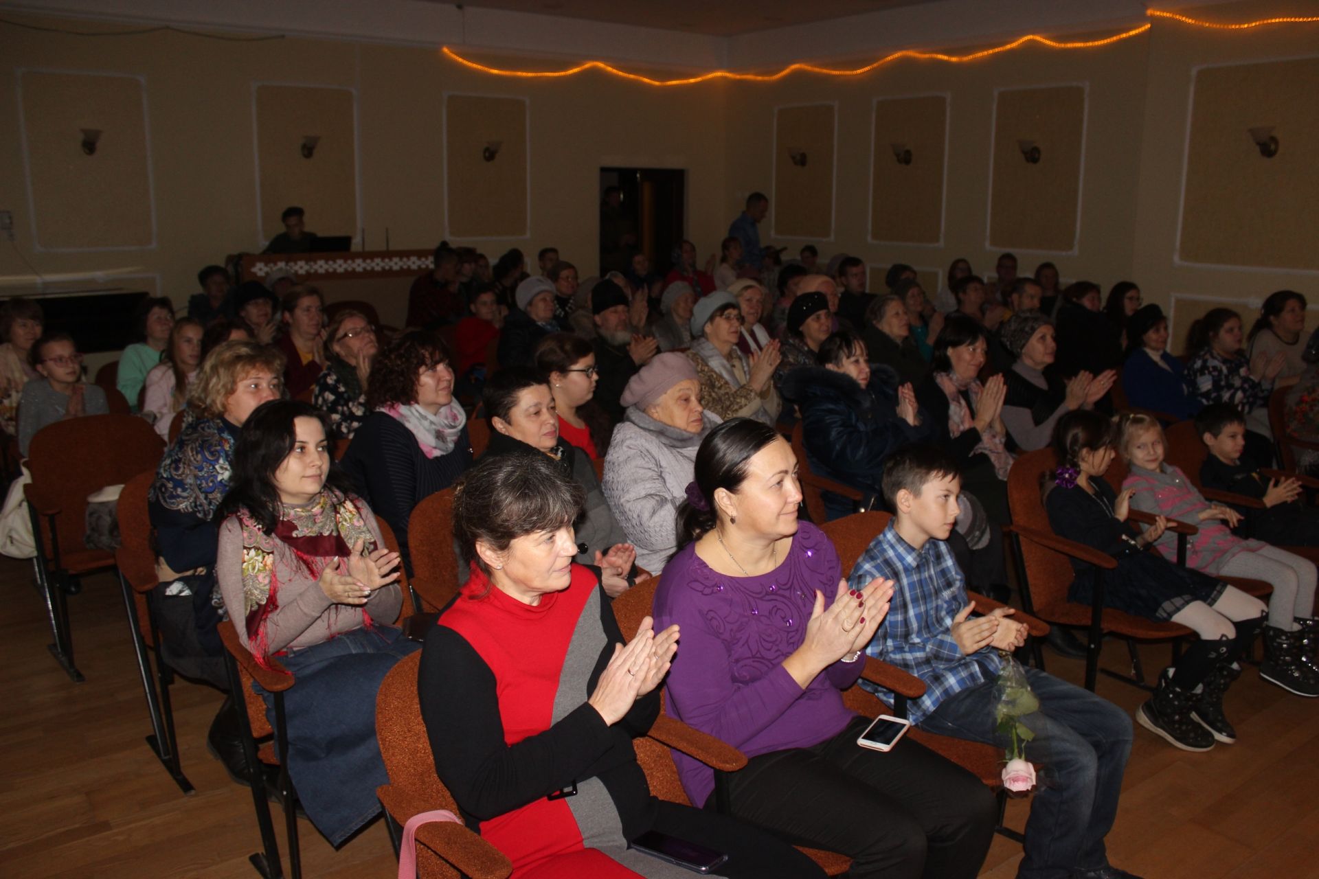 В воскресенье 18 ноября в зале Детской школы искусств состоялся концерт