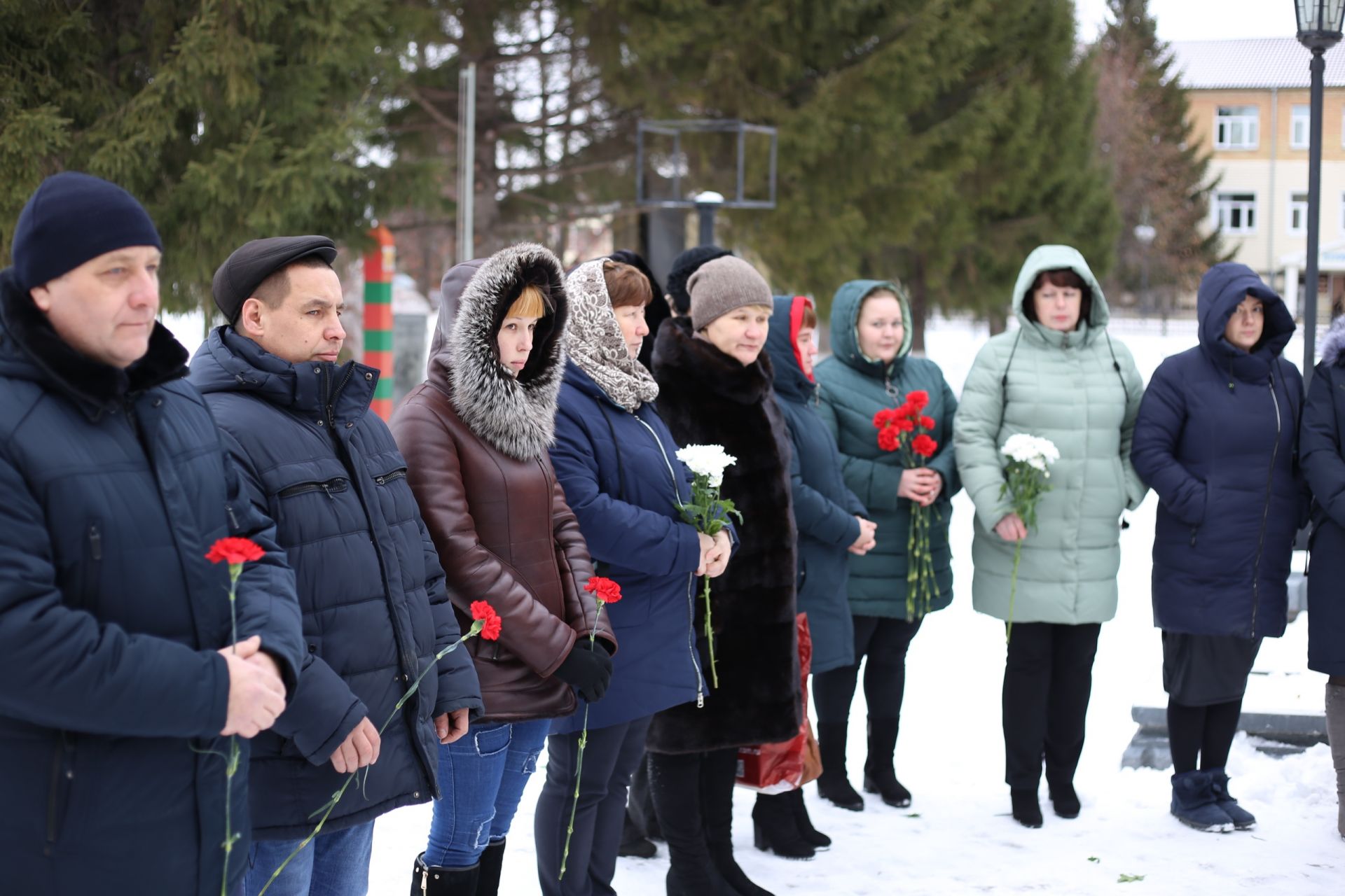 В День неизвестного солдата алексеевцы возложили цветы в парке Победы