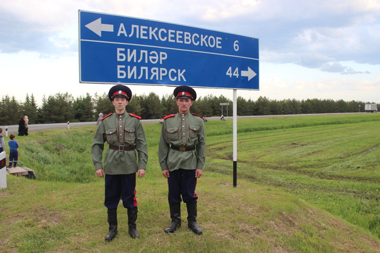 В пресс-центр Алексеевского района в он-лайн режиме поступают фото с Крестного хода
