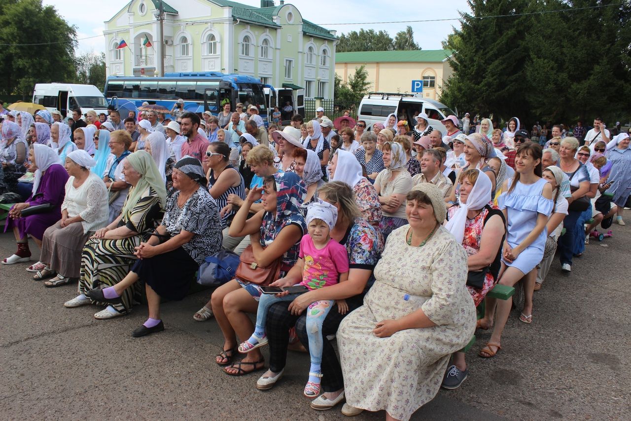 Алексеевцы празднуют 202-летие обретения иконы Ахтырской Божией Матери