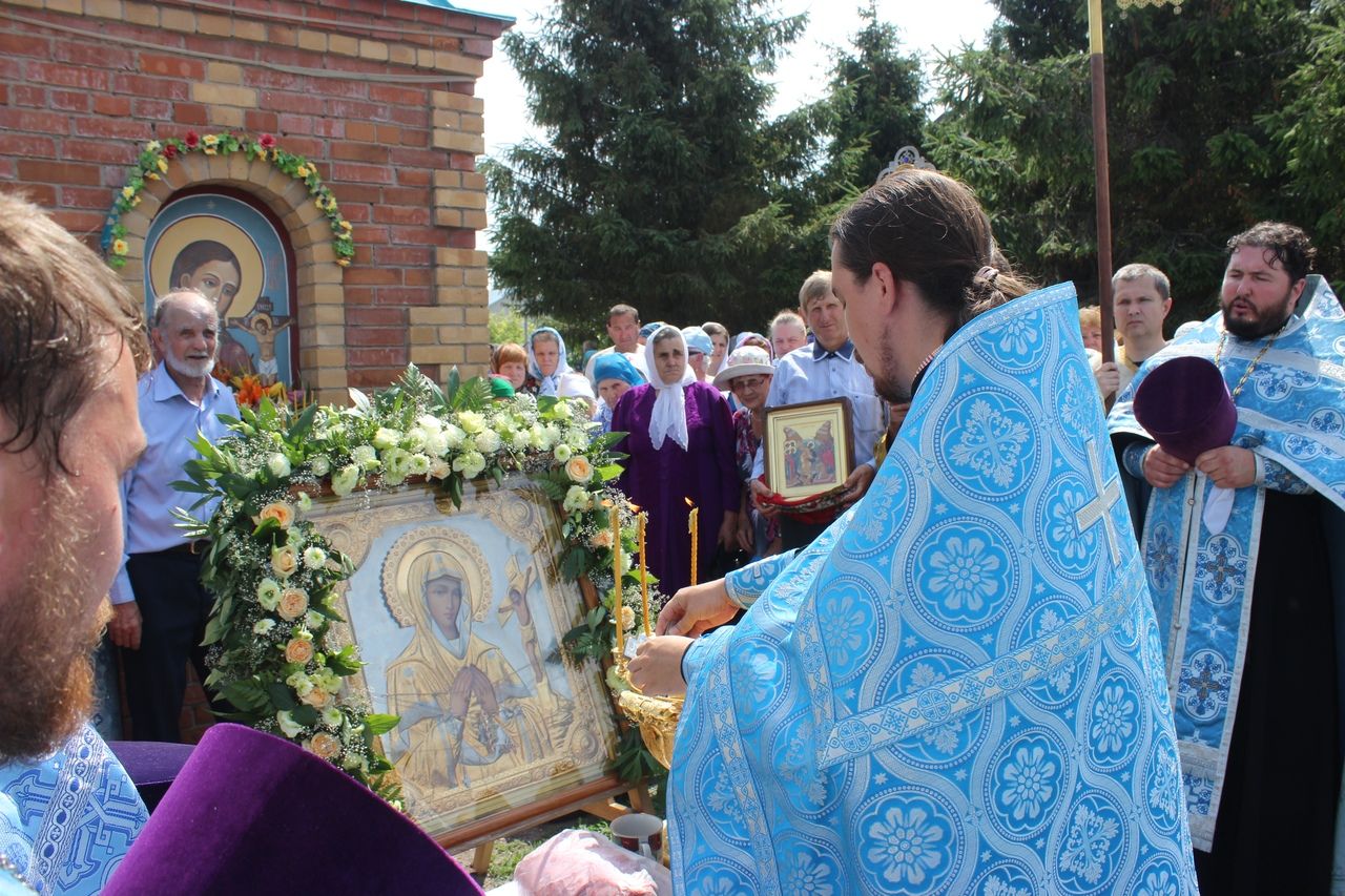 Алексеевцы празднуют 202-летие обретения иконы Ахтырской Божией Матери