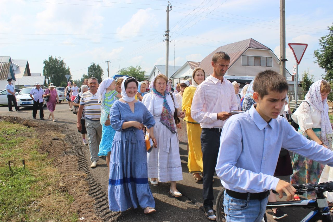 Алексеевцы празднуют 202-летие обретения иконы Ахтырской Божией Матери