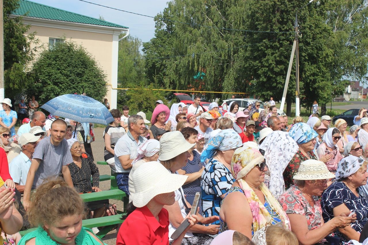 Алексеевцы празднуют 202-летие обретения иконы Ахтырской Божией Матери