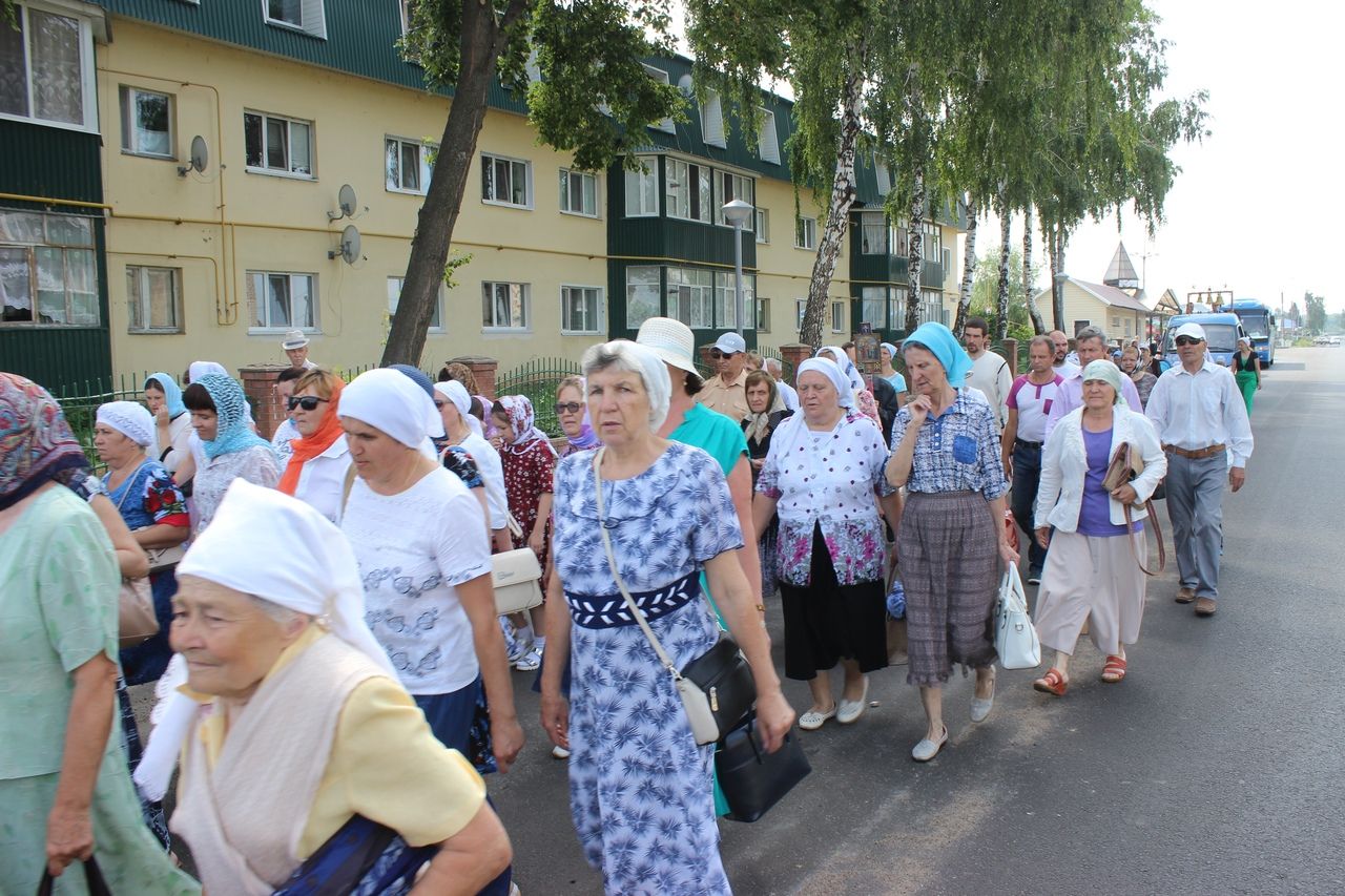 Алексеевцы празднуют 202-летие обретения иконы Ахтырской Божией Матери