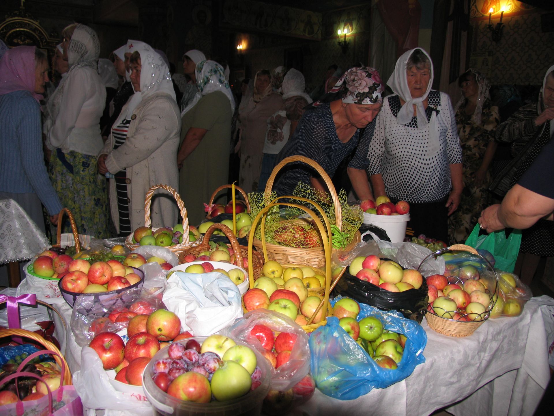 Алексеевцы празднуют яблочный Спас