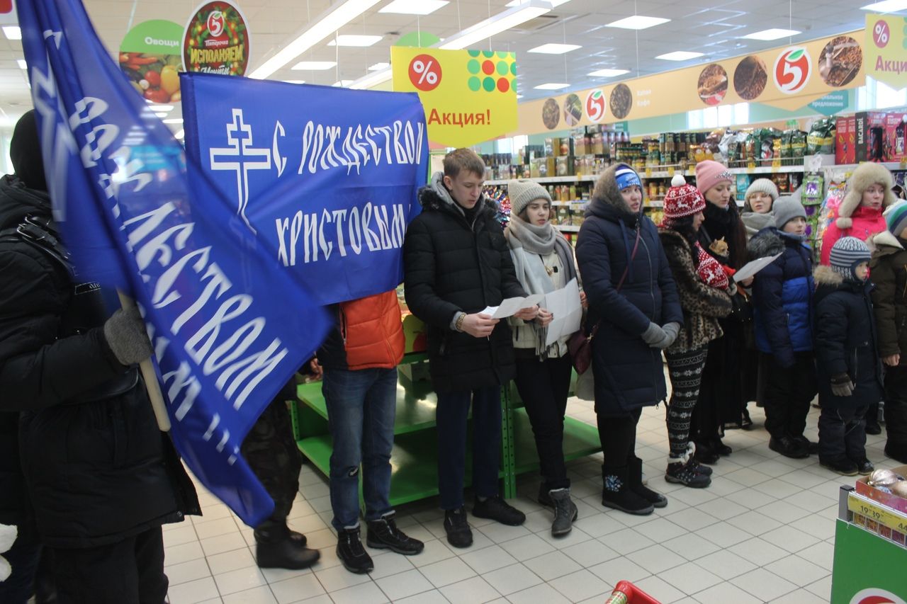 Фоторепортаж: ярко и красочно прошли в Алексеевском Рождественские гуляния&nbsp;