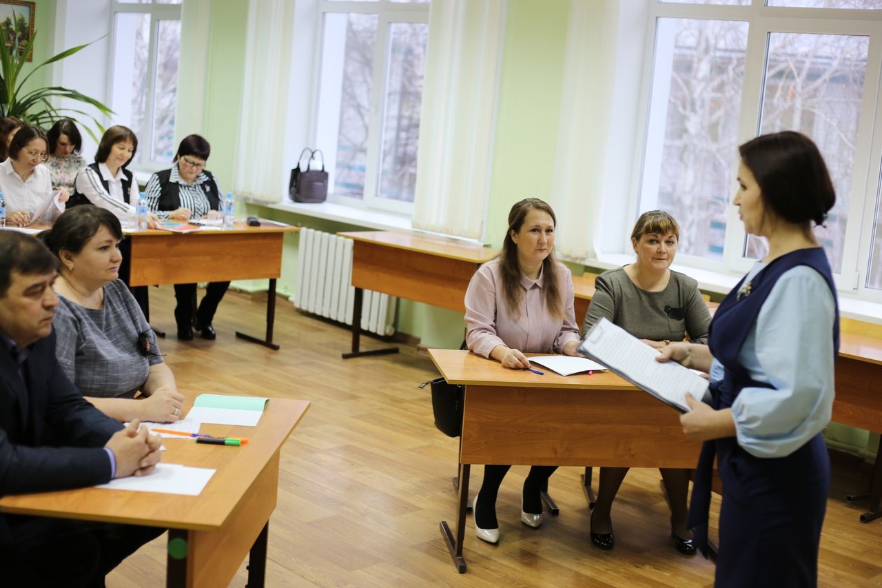 Во второй школе Алексеевского стартовал районный конкурс «Учитель года»