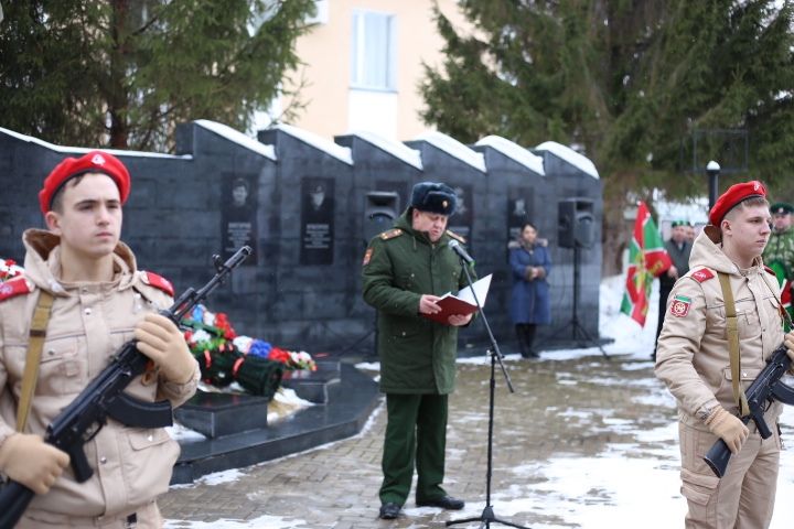 Памятный митинг, посвященный Дню вывода войск из Афганистана, прошёл в Алексеевском районе