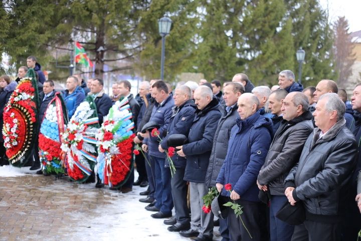 Памятный митинг, посвященный Дню вывода войск из Афганистана, прошёл в Алексеевском районе