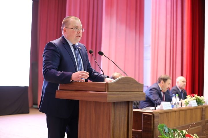Премьер-министр РТ Алексей Песошин принял участие в итоговом заседании Совета Алексеевского района