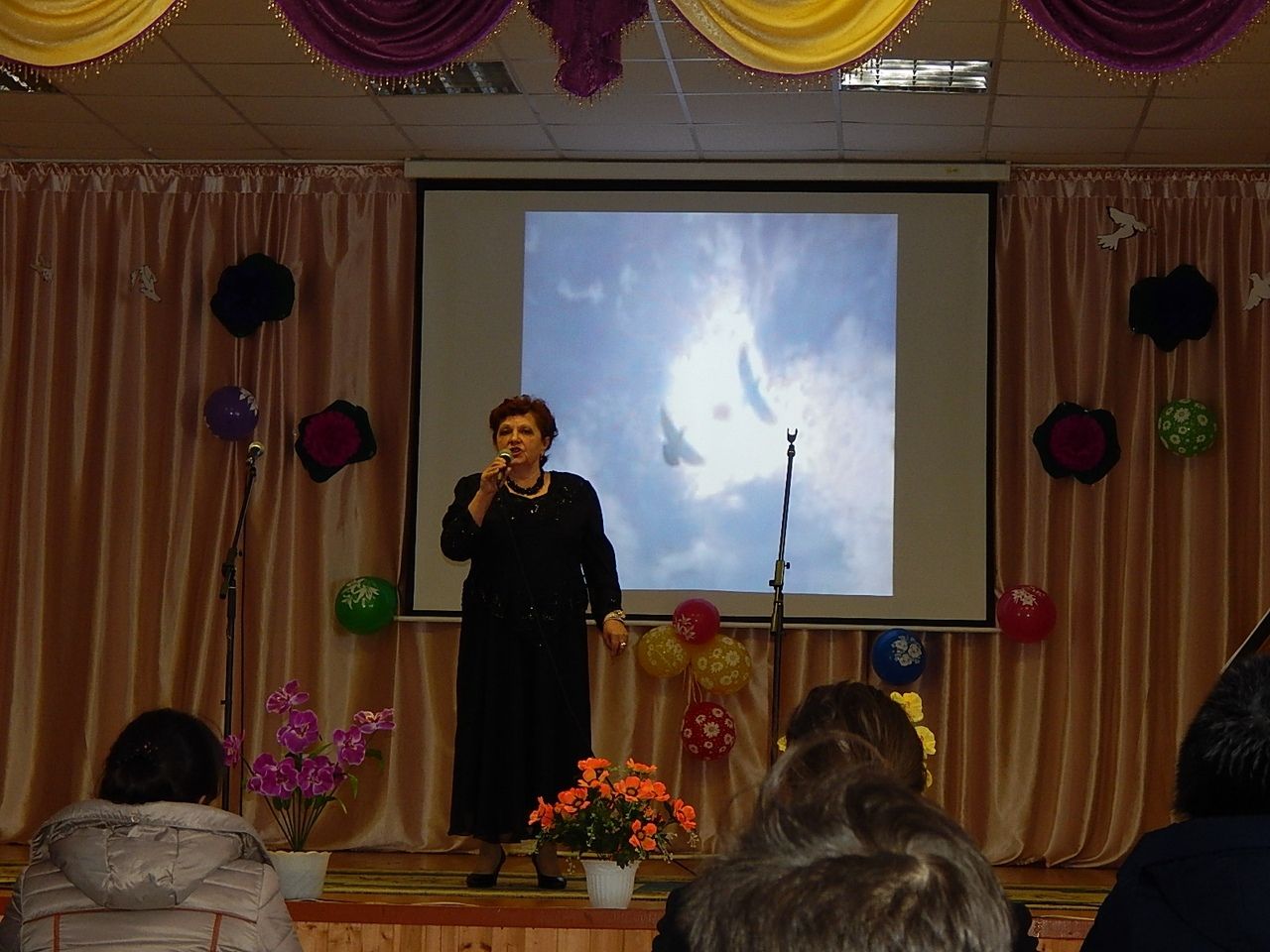 «Весна, Женщина, Любовь». 8 марта в Ялкынском СДК состоялся праздничный концерт