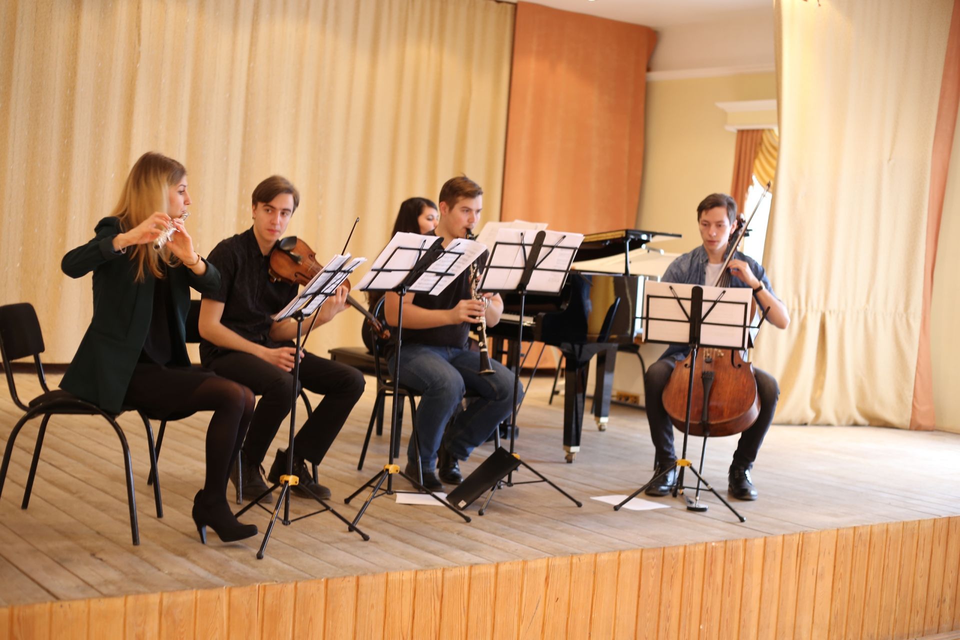 В Детской школе искусств состоялся концерт музыкантов Центра современной музыки