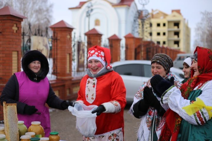 Фоторепортаж: в Алексеевском проводили зиму!&nbsp;