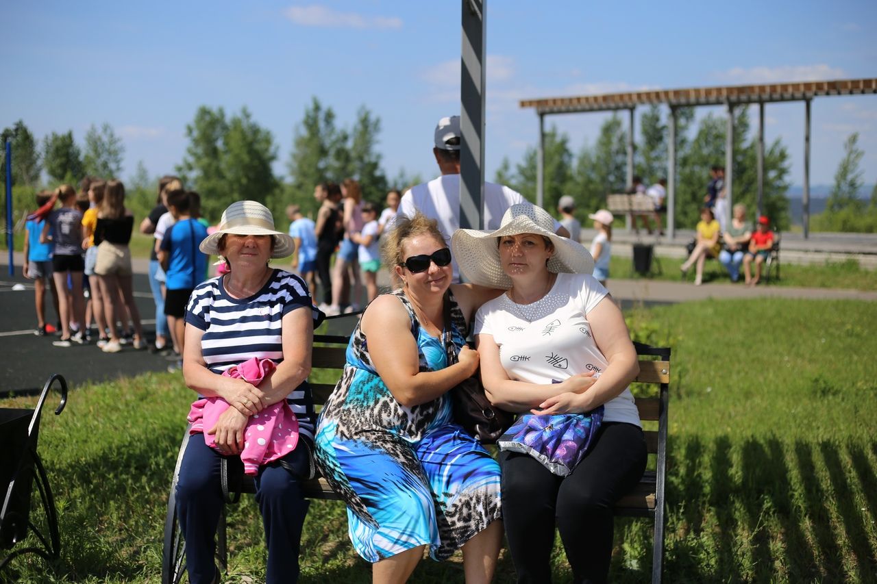 Фоторепортаж: В парке "Дорожник" отпраздновали День России