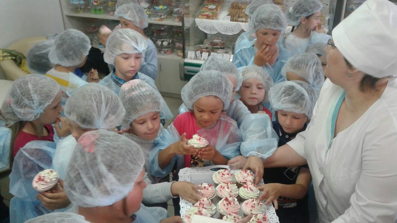 Экскурсия в мир сладостей учеников Алексеевской 4-й школы-сад