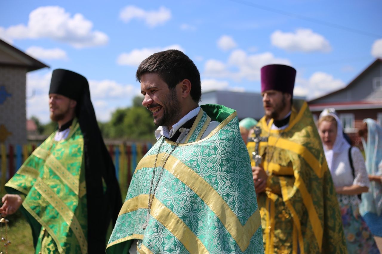 Большой фоторепортаж: престольный праздник Троицы в Куркуле