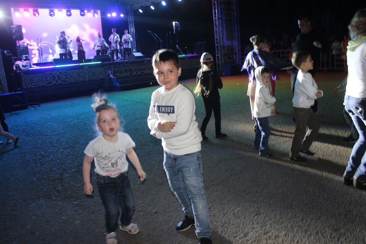 Фоторепортаж: вечерним концертом и праздничным салютом завершился первый день «Алексеевских перезвонов»