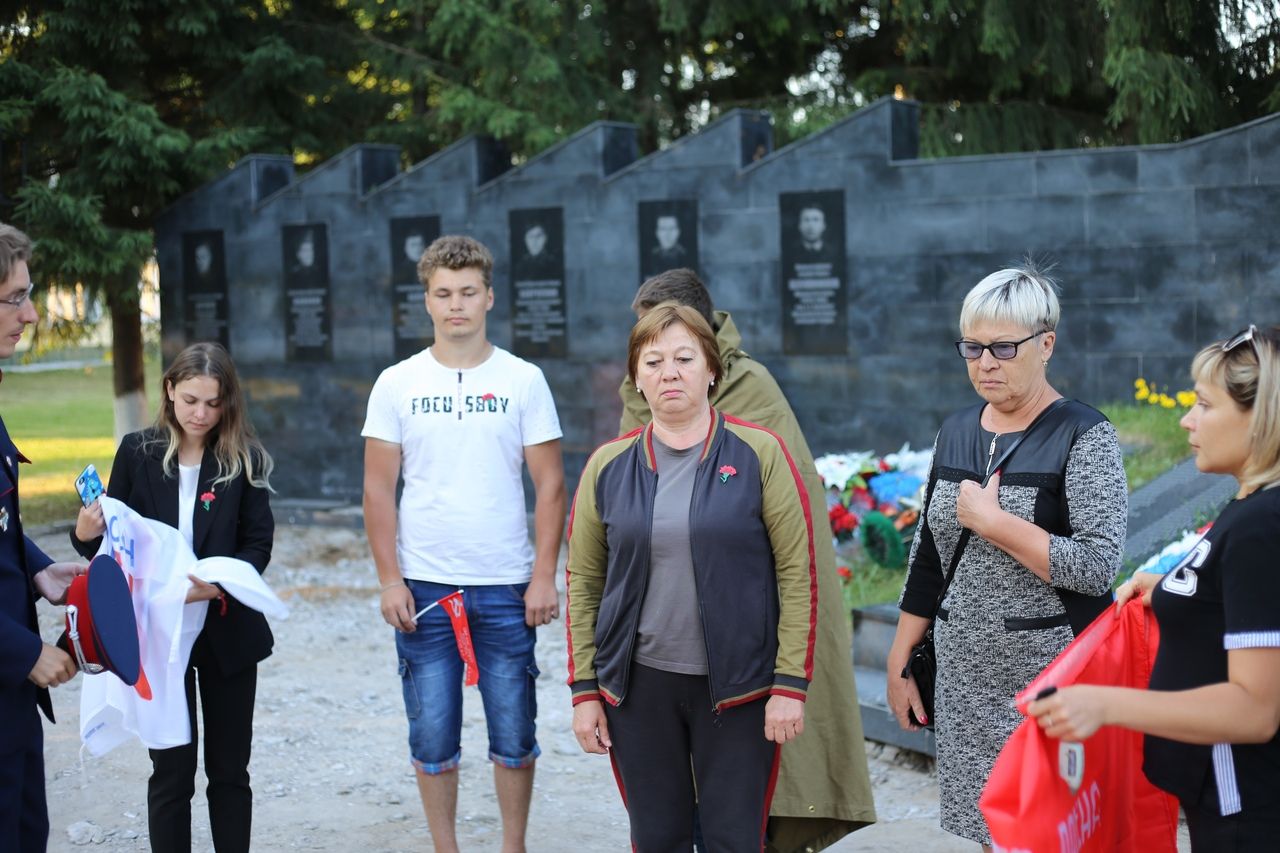 Фоторепортаж: алексеевцы в 4 утра почтили память погибших в Великой Отечественной войне 