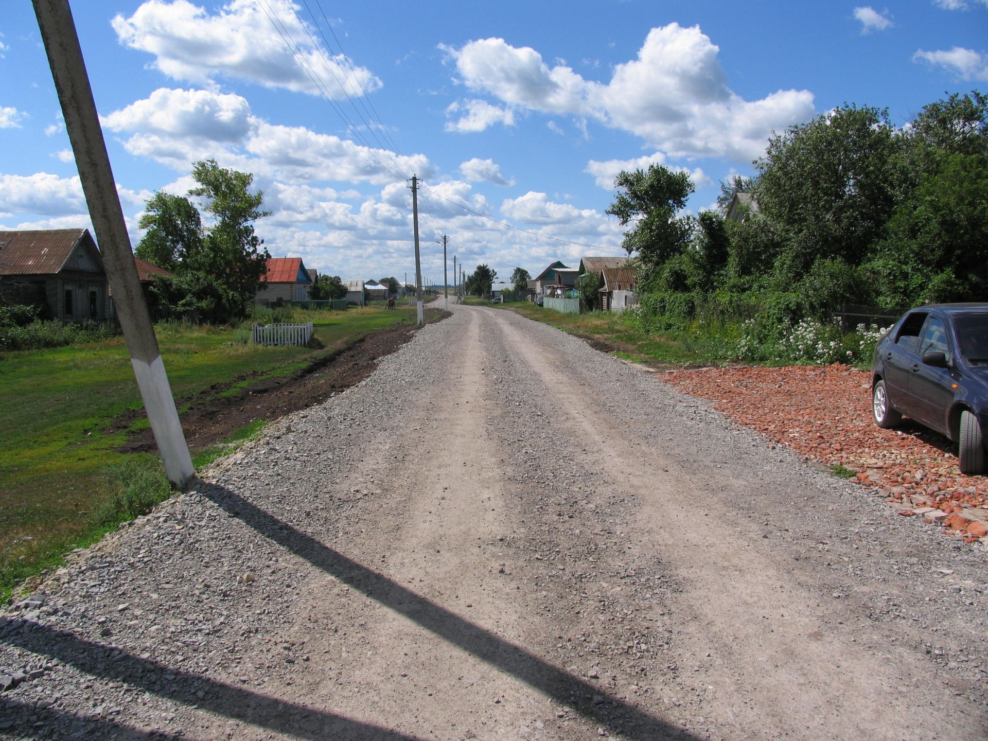 Фермер Илдар Хаматвалиев вложил более миллиона в строительство дороги