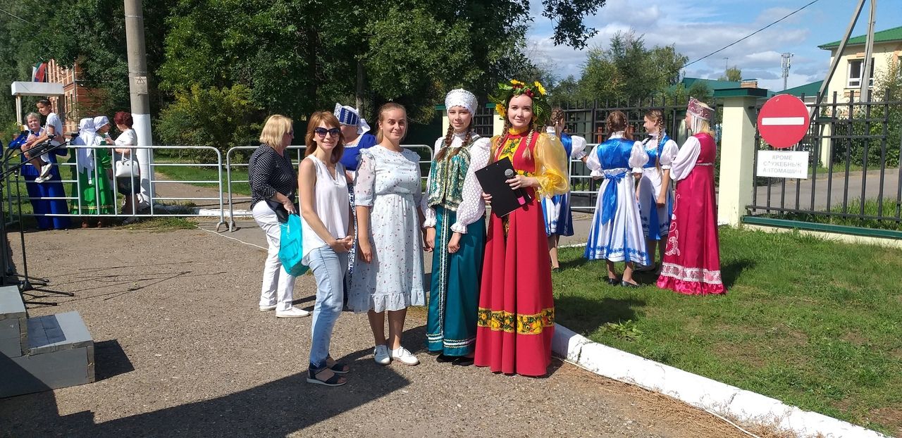 Всероссийский Фестиваль мёда проходит в Алексеевском районе