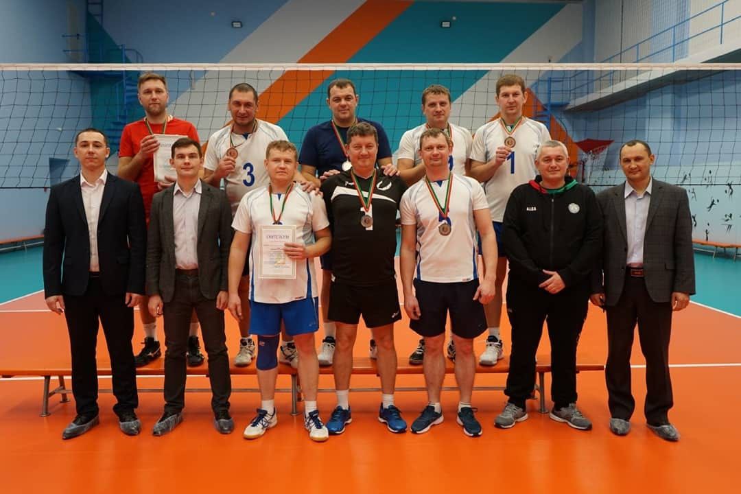 Алексеевские ветераны волейбола вошли в тройку лучших