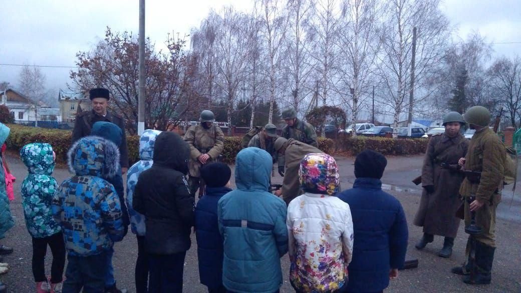 Фоторепортаж: в Алексеевском районе реконструкторы воспроизвели эпизод начала освобождения Белоруссии