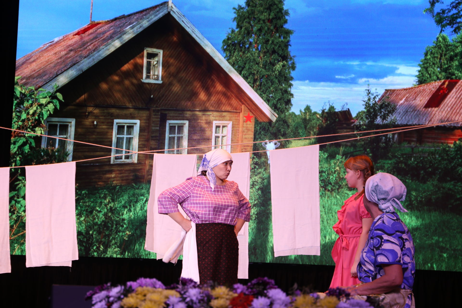 В районном Доме культуры состоялся показ спектакля по одноименной повести Аркадия Гайдара