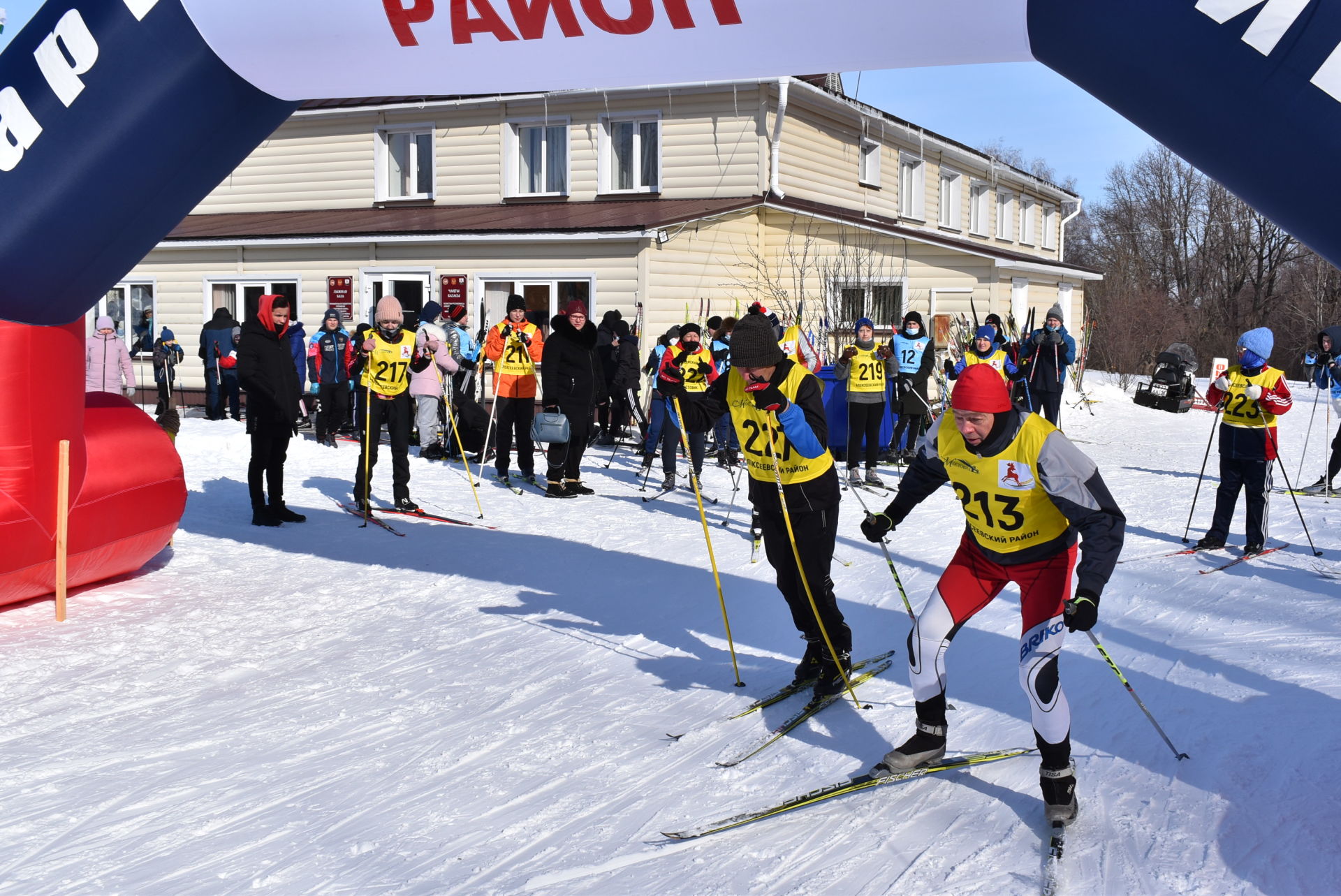 Фоторепортаж: закрытие лыжного сезона.