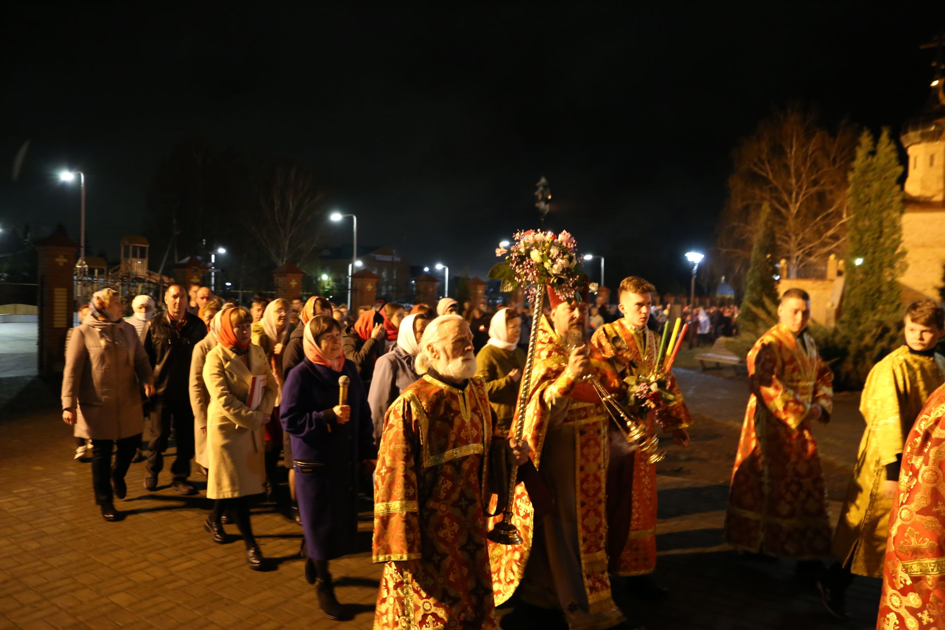 Крестным ходом встретили алексеевцы праздник Пасхи.