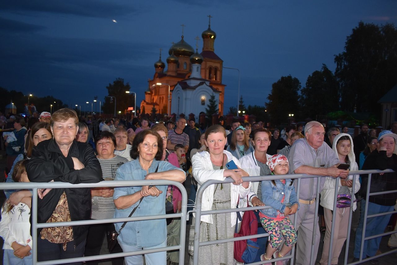 Фоторепортаж: кадры с вечернего гала-концерта "Алексеевские перезвоны -2021"