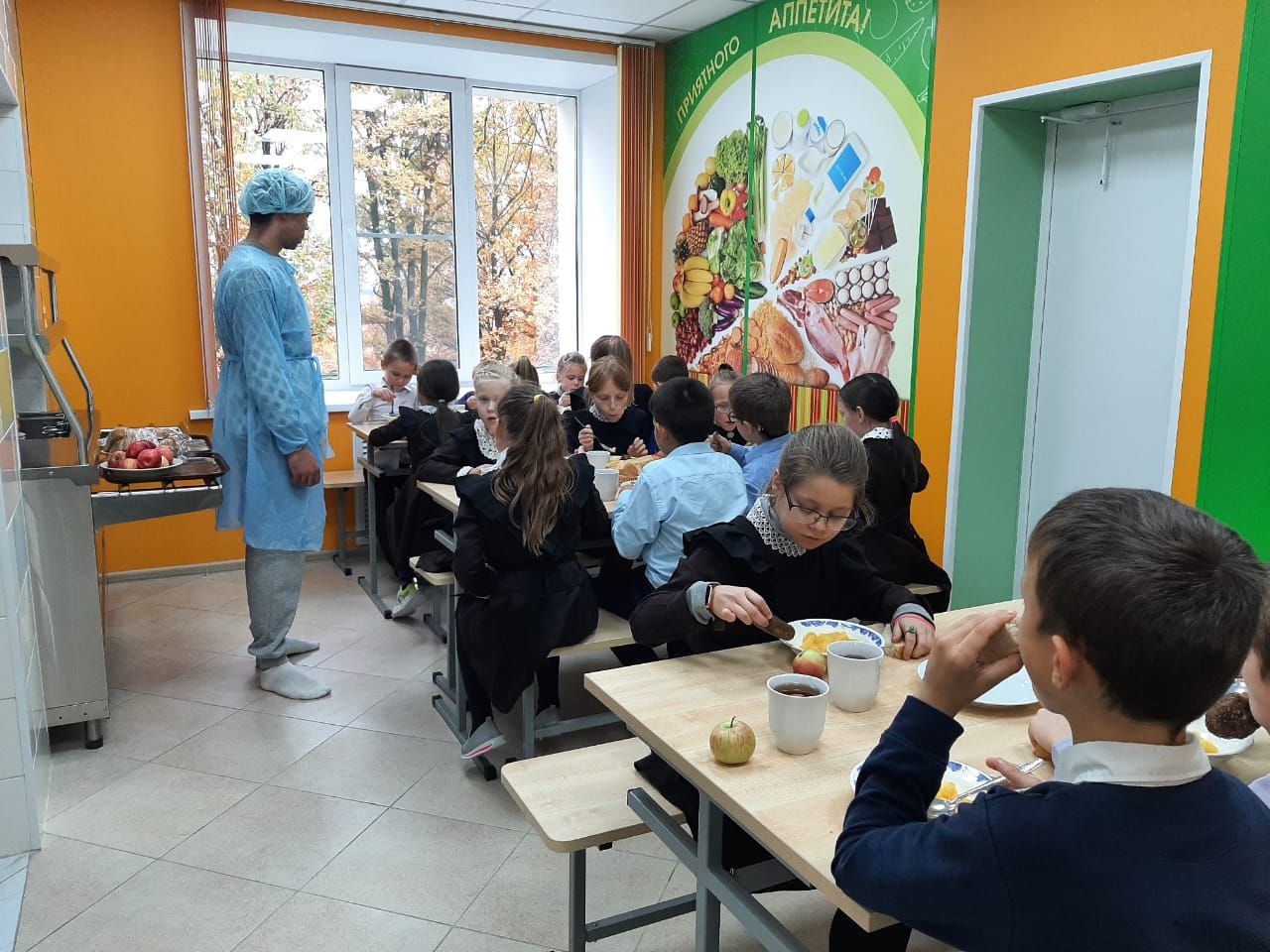 Родители алексеевских школьников продолжают контролировать организацию и качество питания в учреждениях образования