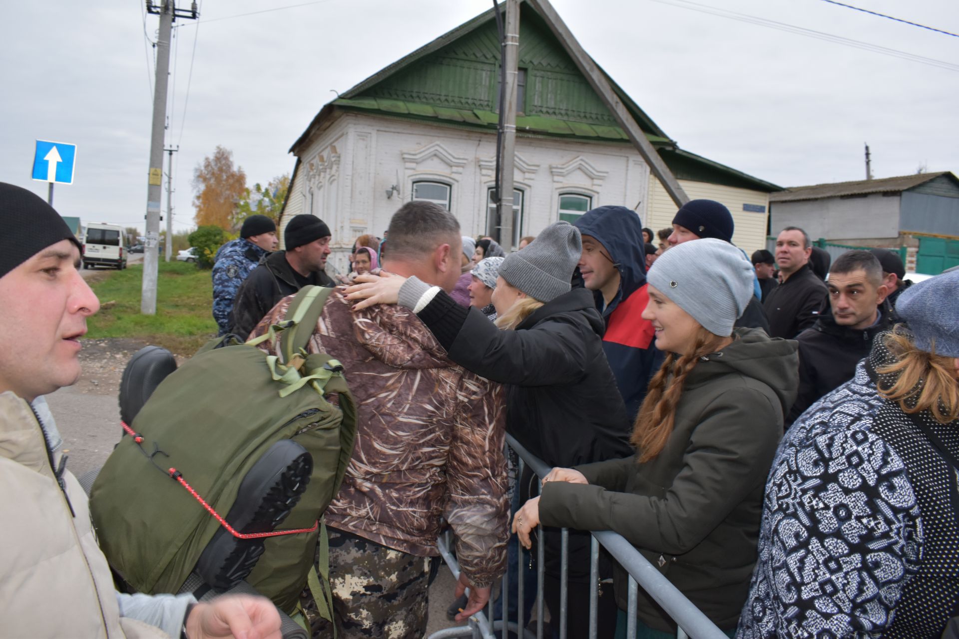 В Алексеевском проводили мобилизованных на учебный полигон