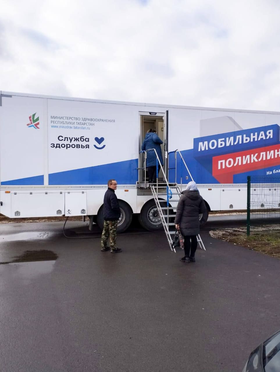 В Алексеевский район приехала мобильная поликлиника
