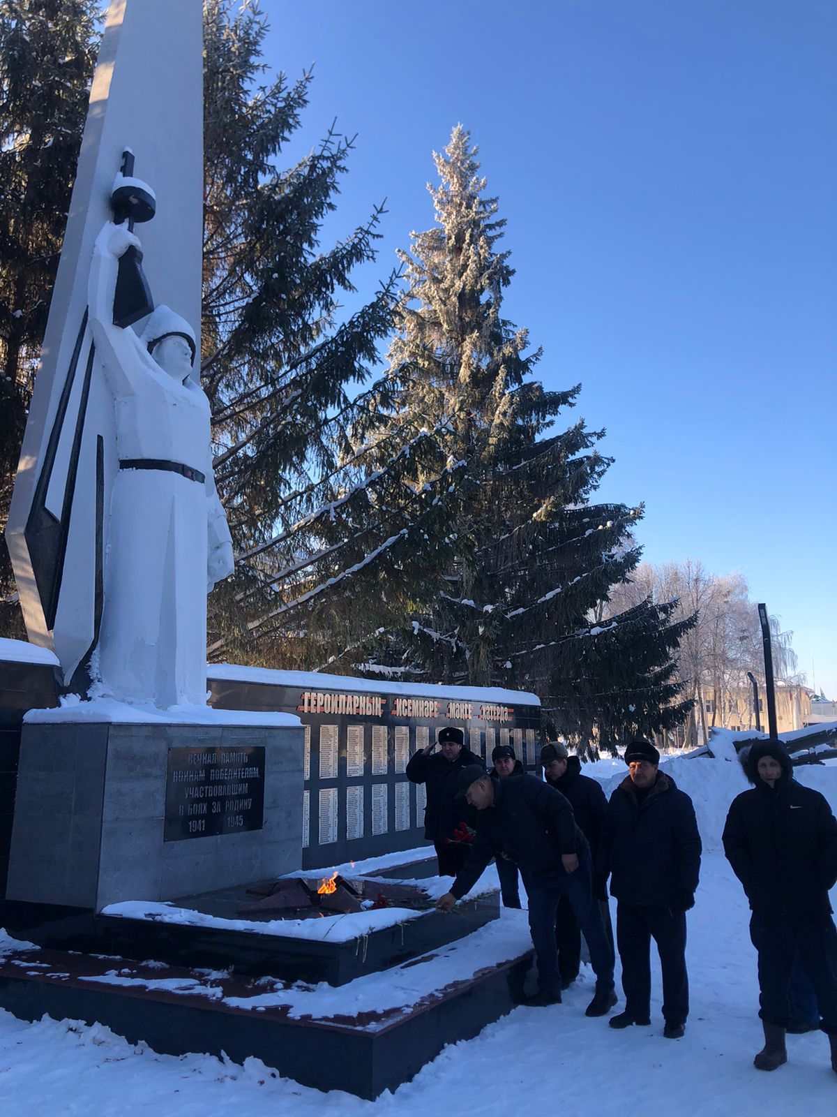 В День героев Отечества алексеевцы почтили память погибших земляков