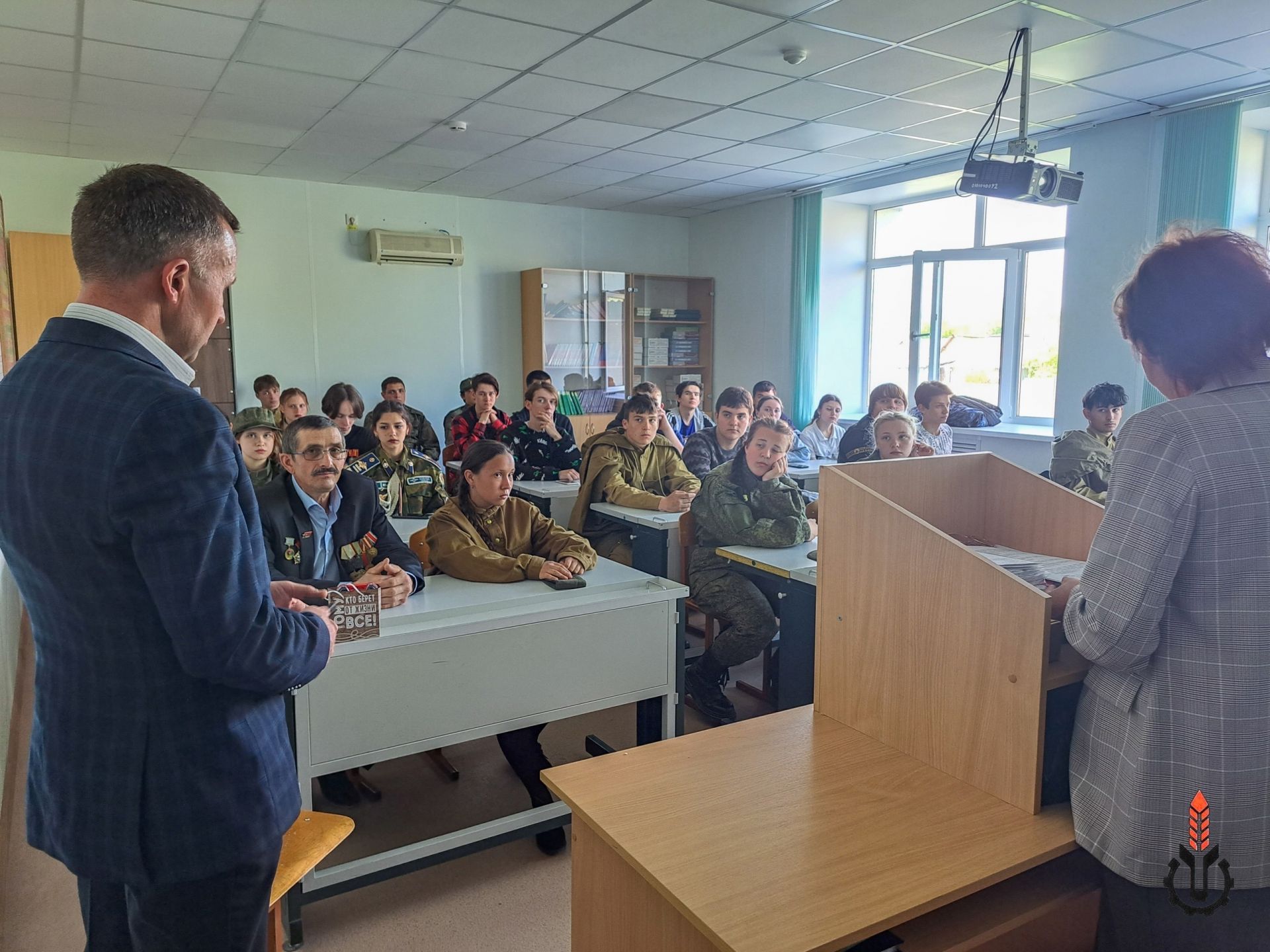 Торжественное мероприятие к 9 мая в Алексеевском аграрном колледже