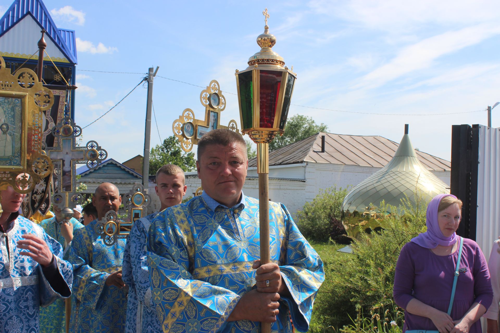 Епископ Чистопольский и Нижнекамский возглавил крестный ход на Святой ключ