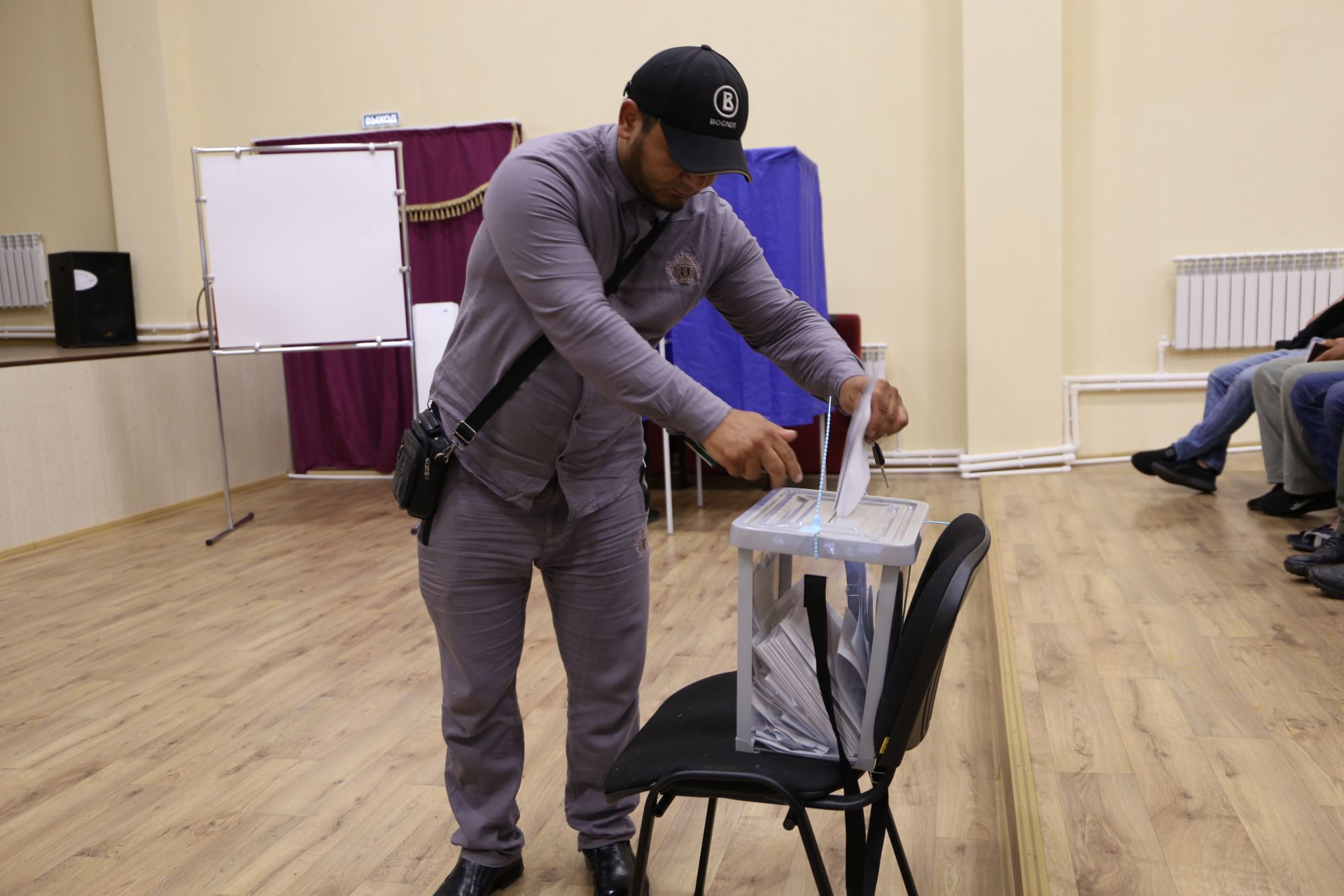 В Алексеевском районе состоялись досрочные выборы президента Узбекистана