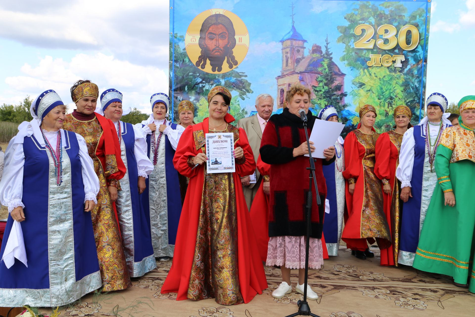 Епископ Чистопольский и Нижнекамский принял участие в торжествах в честь 230-летия храма в Караваево