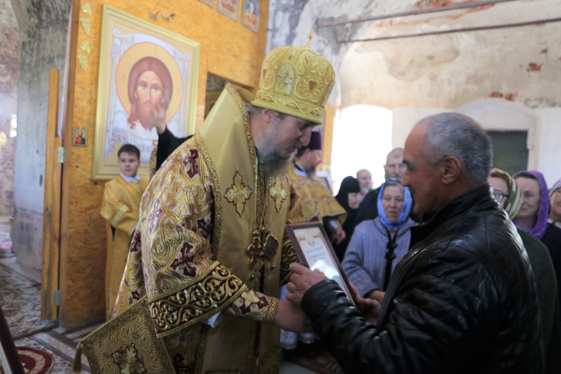 Епископ Чистопольский и Нижнекамский принял участие в торжествах в честь 230-летия храма в Караваево