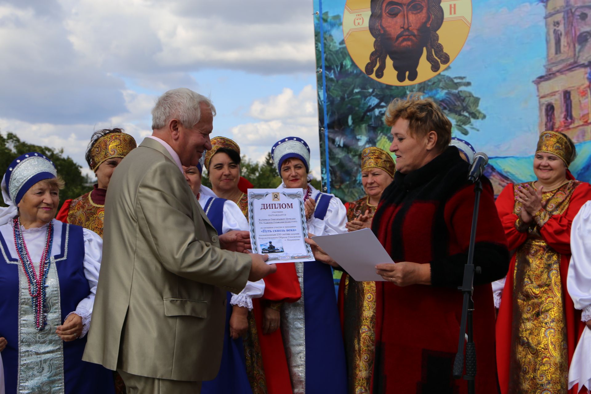 Епископ Чистопольский и Нижнекамский принял участие в торжествах в честь 230-летия храма в Караваево