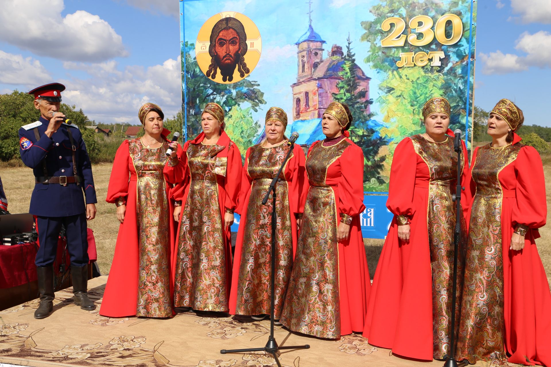 Епископ Чистопольский и Нижнекамский принял участие в торжествах в честь 230-летия храма в Караваево