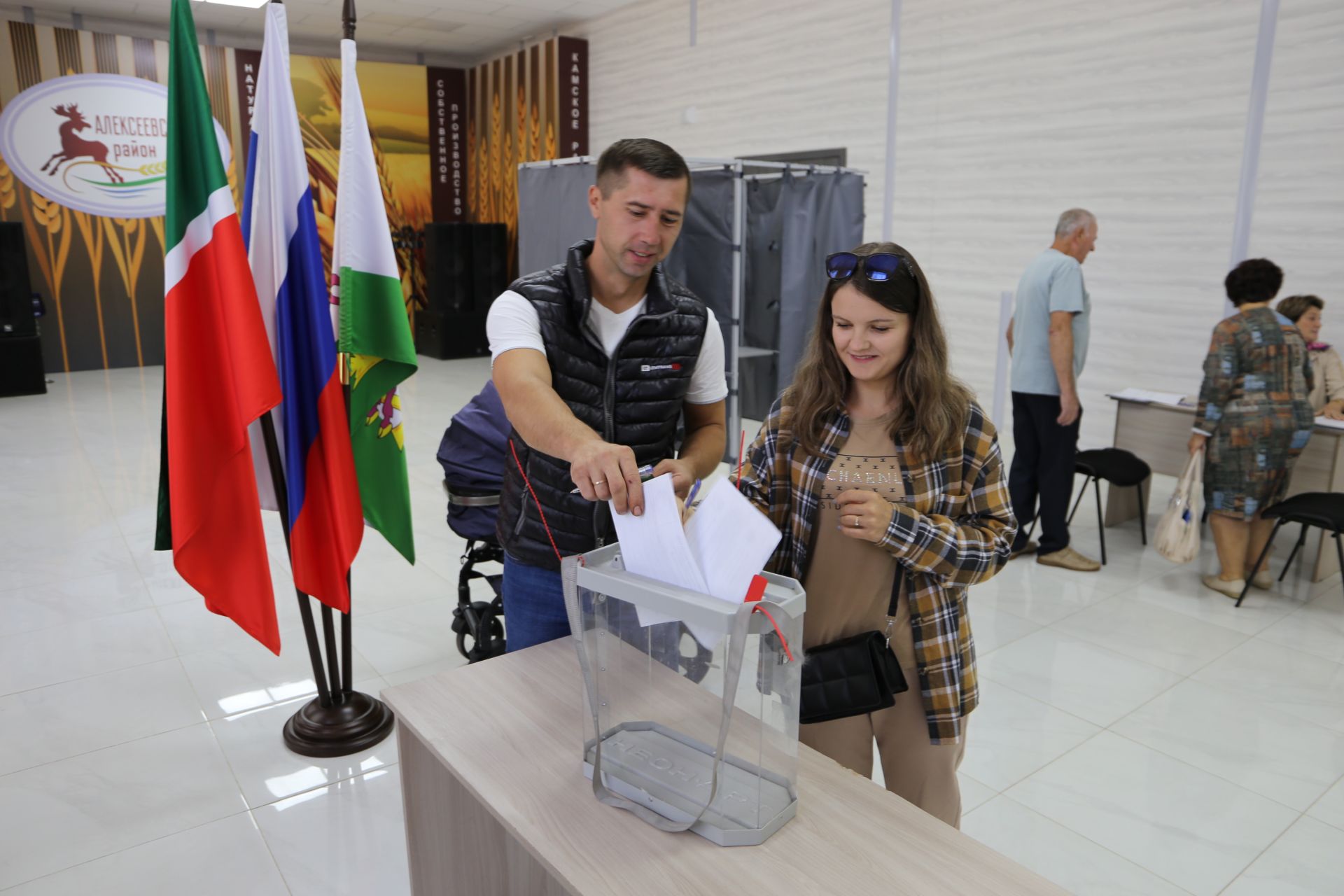 В Алексеевском проходят выборы депутатов в представительные органы новых регионов