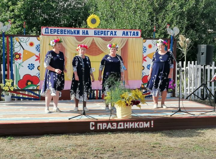В Ялкынском поселении отметили День села