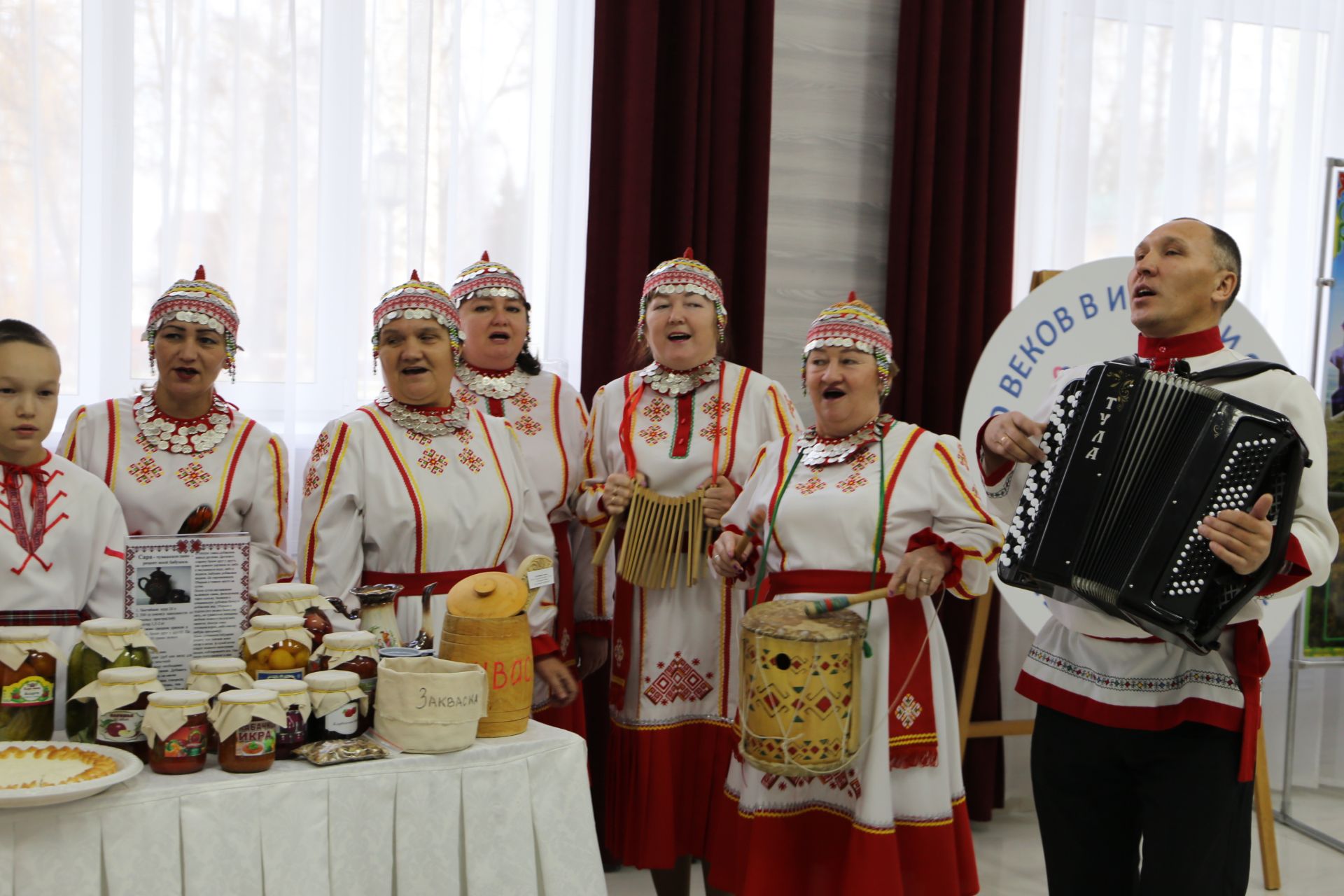 Алексеевские семьи представили свои родословные на фестивале «Эхо веков в истории семьи»