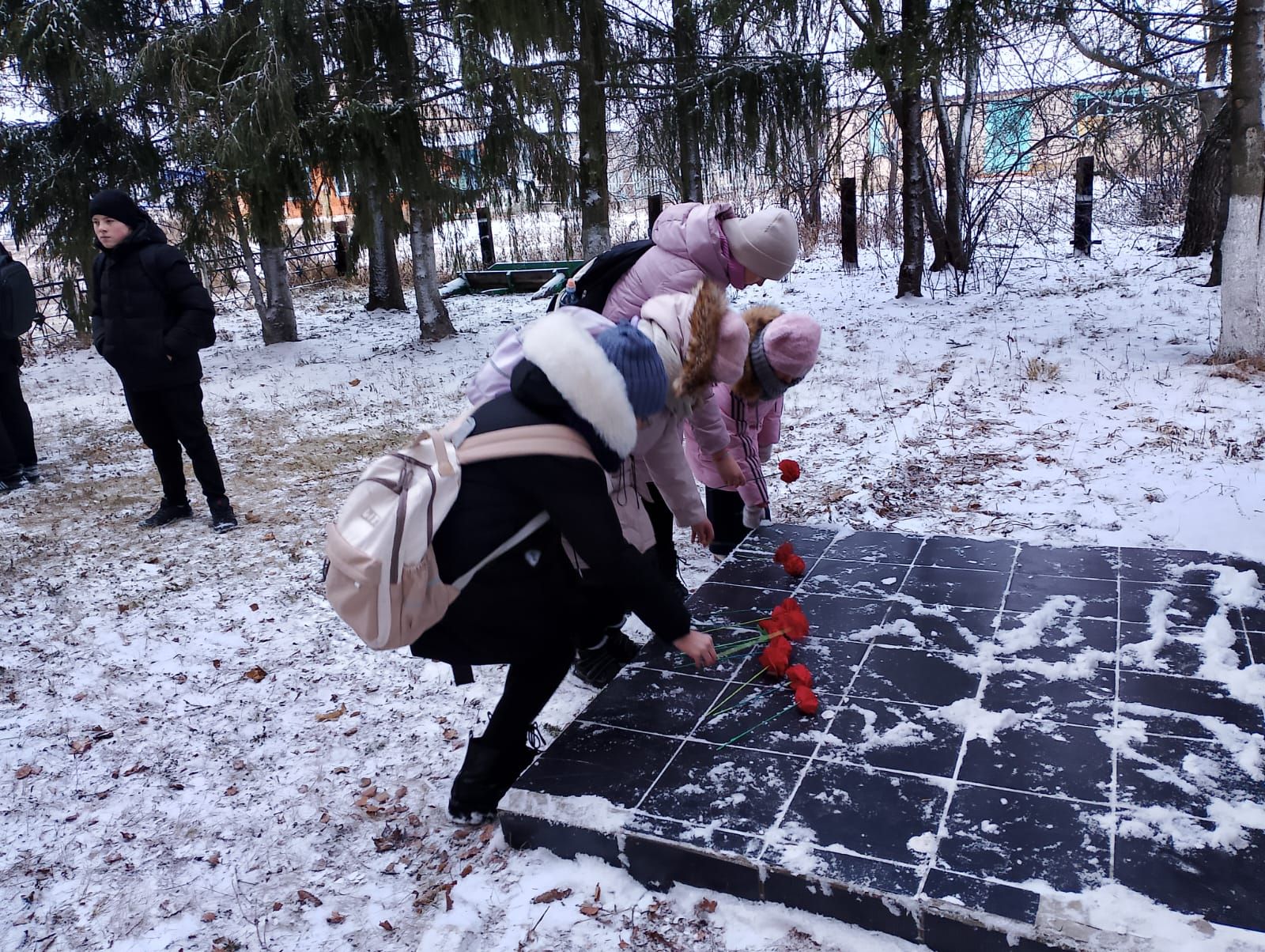 В Алексеевском районе состоялись торжества, посвящённые Дню Героев Отечества