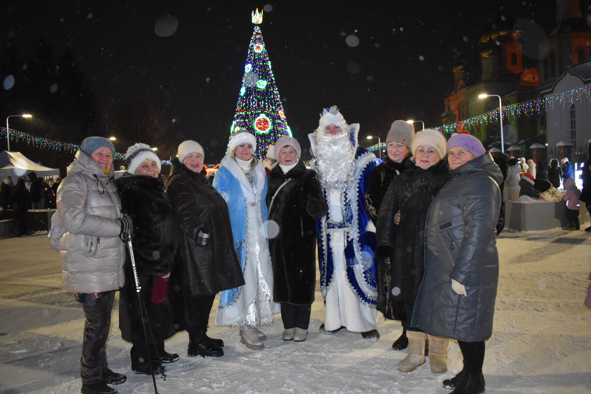 В Алексеевском состоялось открытие главной елки